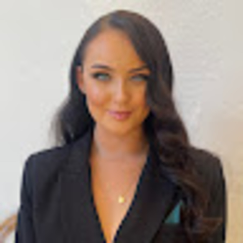 Meet your Posher, Lauren